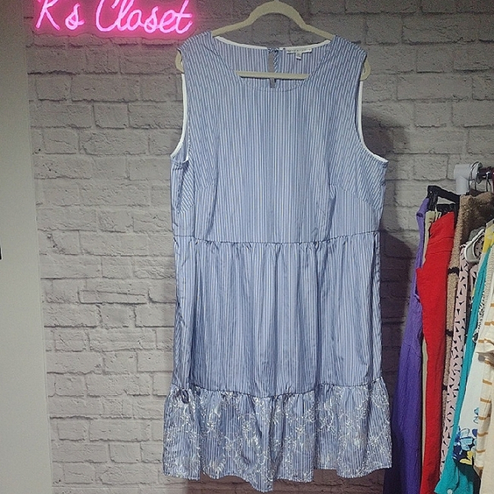Sandra Darren Blue and White Striped Sleeveless Ruffle Hem Dress